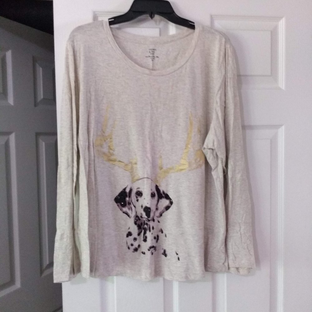 3X Crown & Ivy Holiday Authentic Tee